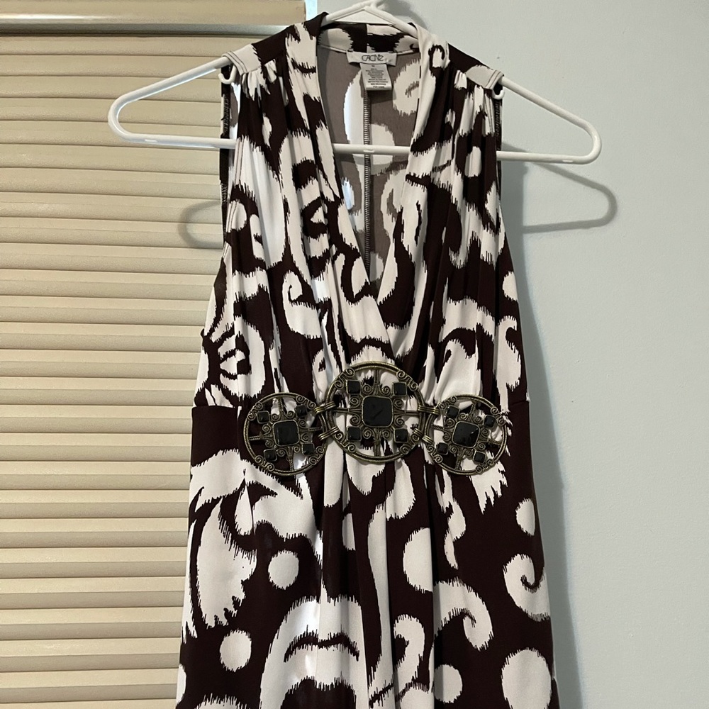 SHIPPING NOT INCLUDED - dry cleaned